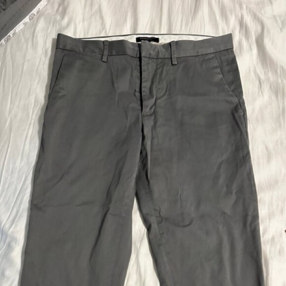Banana Republic - Chino - Grey - Athletic Taper - Sz 32x34 - Picture 1 of 5
